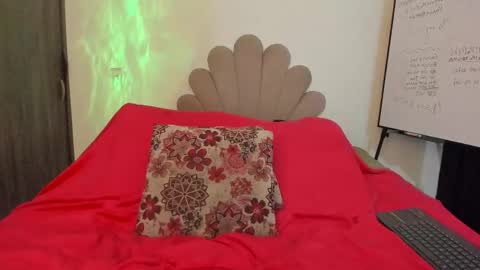 Nei turn green online show from May 9, 2026, 3:34 am