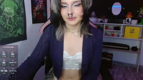 Snapshot of neena_nyx chatting on May 6, 2026, 3:02 am Neena Nyx online show from May 6, 2026, 3:02 am