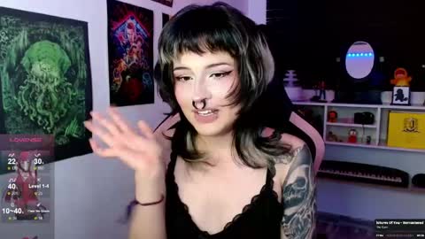 Snapshot of neena_nyx chatting on June 2, 2026, 1:18 am Neena Nyx online show from June 2, 2026, 1:18 am