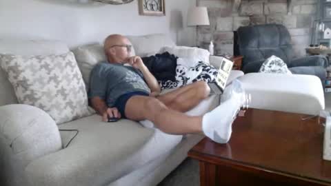 Snapshot of neighborguy4u chatting on June 27, 2026, 2:44 pm NEIGHBORGUY4U online show from June 27, 2026, 2:44 pm