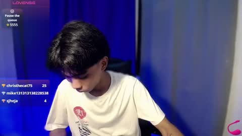 Snapshot of neil_asian69 chatting on February 7, 2026, 11:14 am neil_asian69 online show from February 7, 2026, 11:14 am