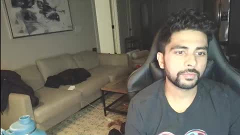 neil online show from December 2, 2025, 9:14 am