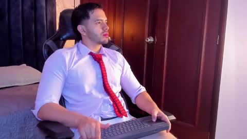 Ryan online show from December 30, 2024, 12:42 pm