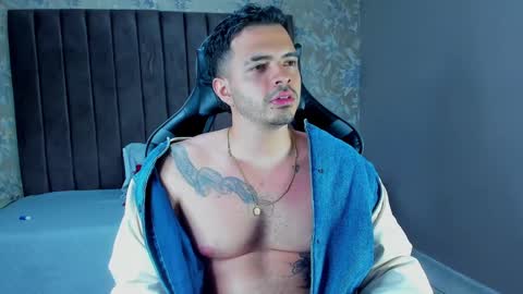 Ryan online show from February 19, 2025, 11:36 pm