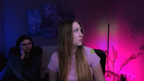 Meow online show from September 9, 2025, 3:39 am