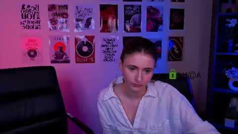 Snapshot of nekky_mouse chatting on July 8, 2026, 9:25 am Meow online show from July 8, 2026, 9:25 am