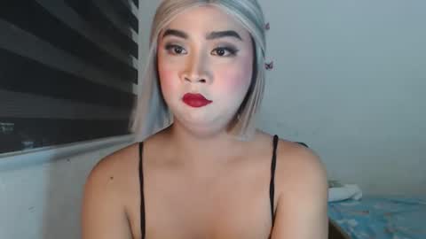 nellathegoodcummer online show from November 15, 2025, 3:52 pm