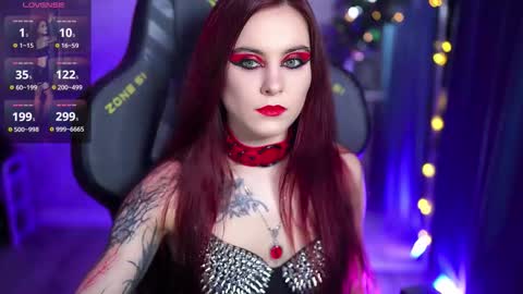 Snapshot of nelle_ chatting on December 4, 2025, 2:48 pm online show from December 4, 2025, 2:48 pm