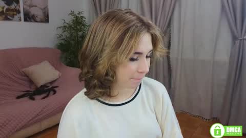 Snapshot of nellie_moans chatting on November 15, 2025, 2:13 pm Nellie online show from November 15, 2025, 2:13 pm