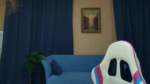 Nelli online show from February 27, 2026, 8:09 pm