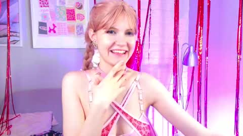 Snapshot of nellloyns chatting on February 19, 2025, 12:03 am Nelly online show from February 19, 2025, 12:03 am