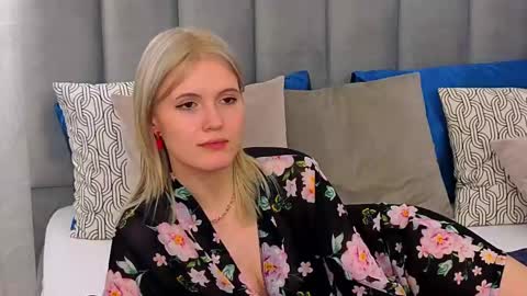 Snapshot of nellloyns chatting on February 27, 2025, 11:48 pm Nelly online show from February 27, 2025, 11:48 pm