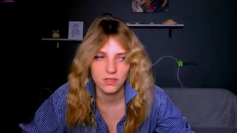 nelly_storm online show from September 15, 2025, 7:25 pm