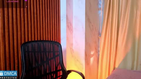 Snapshot of nena_cupcake_ chatting on April 22, 2026, 11:12 am Salome Nena cupcake online show from April 22, 2026, 11:12 am