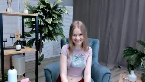 Snapshot of nenahalter chatting on March 1, 2026, 5:20 am Leone online show from March 1, 2026, 5:20 am