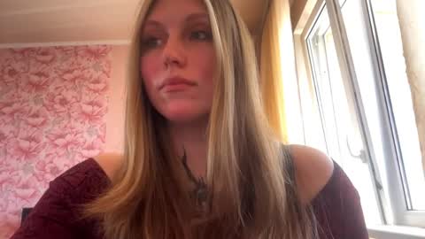 neomimaddern online show from April 6, 2026, 8:59 am