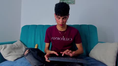  NeoRaptis  jhonatan  online show from January 16, 2025, 8:14 pm