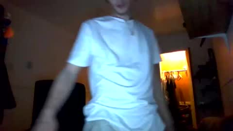 nephew_p online show from April 12, 2026, 12:26 am