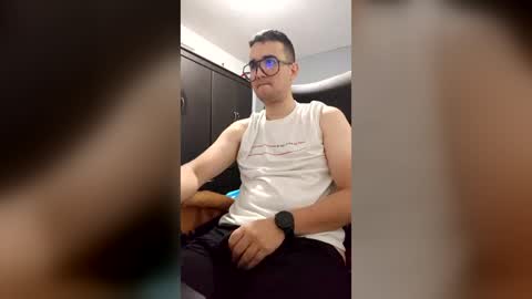 MrBull online show from August 6, 2026, 3:41 am