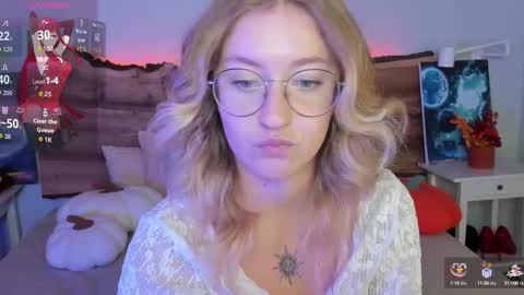 Snapshot of nerissa_xo chatting on September 23, 2025, 8:56 pm Nerissa online show from September 23, 2025, 8:56 pm