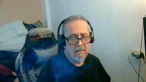 neron401 online show from April 19, 2026, 3:11 pm