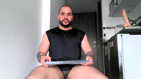 neron XXL online show from November 19, 2025, 5:02 pm