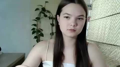 nessa2007 online show from February 22, 2026, 11:09 am