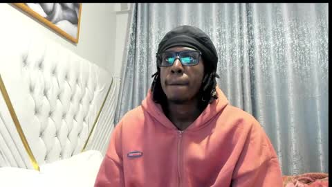 netfux_and_chill online show from May 18, 2026, 4:40 am