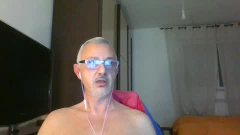 Snapshot of nevenerabis chatting on December 9, 2024, 4:56 am nevenerabis online show from December 9, 2024, 4:56 am