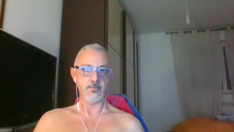 Snapshot of nevenerabis chatting on December 23, 2024, 3:40 am nevenerabis online show from December 23, 2024, 3:40 am