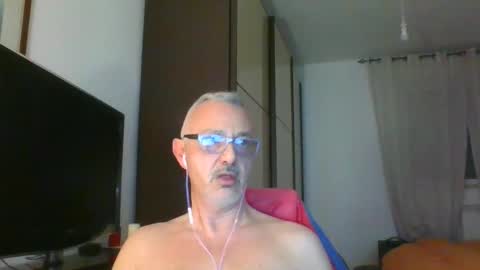 Snapshot of nevenerabis chatting on February 17, 2025, 11:20 pm nevenerabis online show from February 17, 2025, 11:20 pm