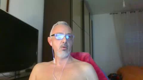 Snapshot of nevenerabis chatting on March 10, 2025, 5:07 pm nevenerabis online show from March 10, 2025, 5:07 pm