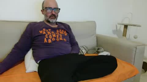 simi online show from January 8, 2026, 6:54 pm