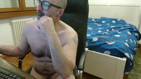 simi online show from March 15, 2026, 5:24 am