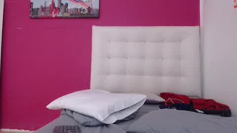 Snapshot of nextdoor_fantasy chatting on December 19, 2024, 6:34 am nextdoor_fantasy online show from December 19, 2024, 6:34 am