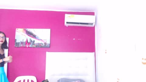 Snapshot of nextdoor_fantasy chatting on December 23, 2024, 3:07 am nextdoor_fantasy online show from December 23, 2024, 3:07 am