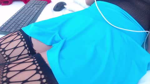 Snapshot of nextdoor_fantasy chatting on December 23, 2024, 6:11 am nextdoor_fantasy online show from December 23, 2024, 6:11 am