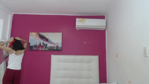 Snapshot of nextdoor_fantasy chatting on January 29, 2025, 3:22 am nextdoor_fantasy online show from January 29, 2025, 3:22 am