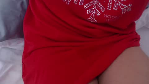 Snapshot of nextdoor_fantasy chatting on February 6, 2025, 9:32 am nextdoor_fantasy online show from February 6, 2025, 9:32 am