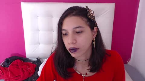 Snapshot of nextdoor_fantasy chatting on February 8, 2025, 3:30 am nextdoor_fantasy online show from February 8, 2025, 3:30 am