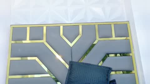 neytanmalcon online show from December 17, 2025, 11:22 pm