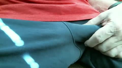 ngurth online show from October 17, 2025, 7:27 pm