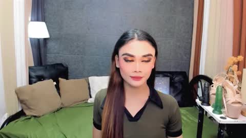 Snapshot of nhicolehollywood chatting on September 22, 2025, 11:40 pm hottie nicole online show from September 22, 2025, 11:40 pm