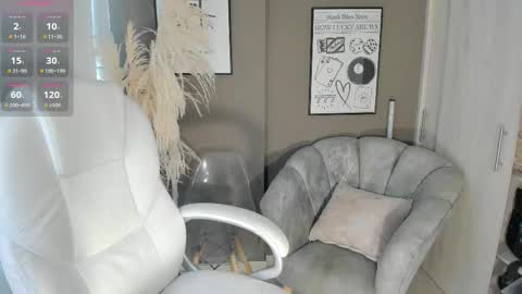 Nia online show from February 9, 2026, 1:04 pm