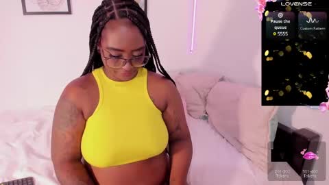 Nia online show from December 30, 2024, 3:46 pm