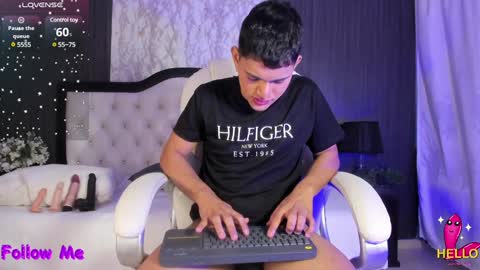 Niall  online show from February 1, 2025, 2:24 pm