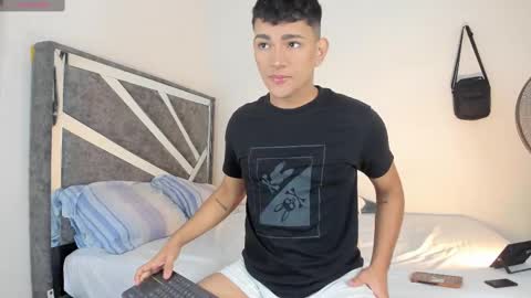 Niall  online show from September 30, 2025, 12:43 pm