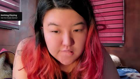 Snapshot of niatonoori chatting on December 22, 2024, 2:06 am Kim online show from December 22, 2024, 2:06 am