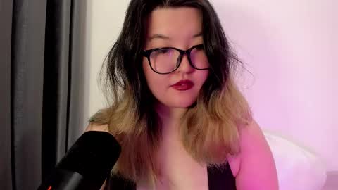 Snapshot of niatonoori chatting on March 6, 2025, 4:28 pm Kim online show from March 6, 2025, 4:28 pm