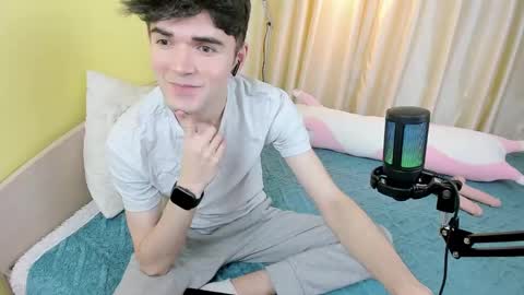 Nick PVT is open FanslyTwitter - Nic kycb online show from December 26, 2024, 6:33 pm